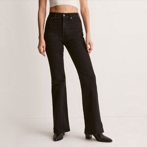 madewell  high rise perfect vintage flare jean in sherborn black wash, size 23